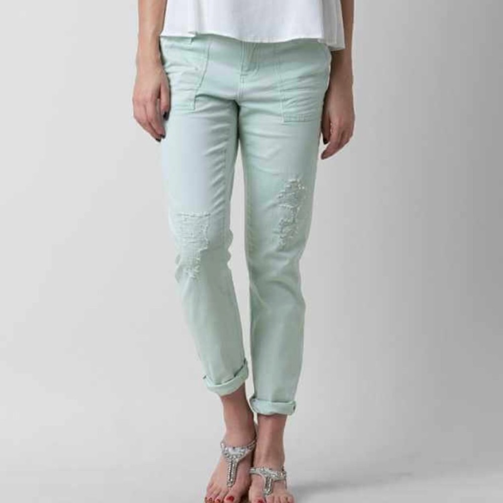 ⭐️BKE Skinny Ankle Cropped Seafoam Capris⭐️NWOT